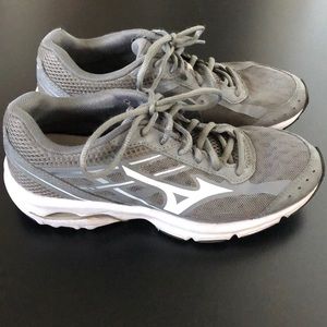 Grey Mizuno Running Shoes